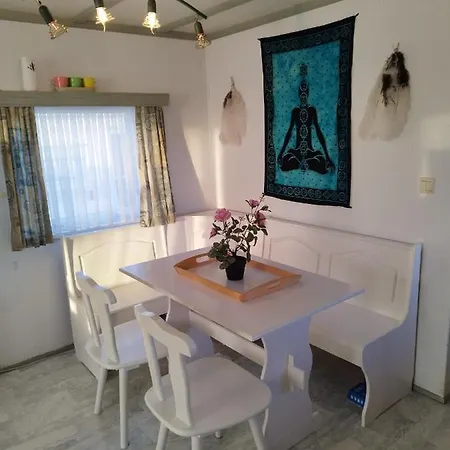 Chalet Aan Zee دي هان